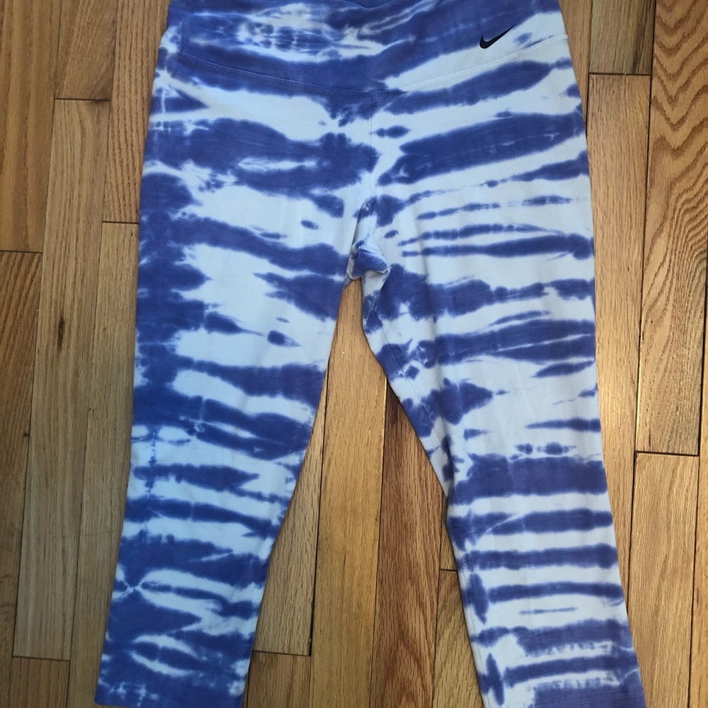 Nike tie dye leggings